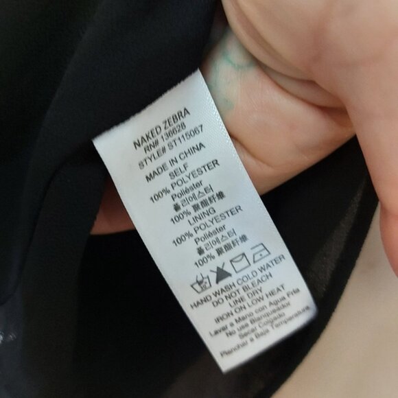 Naked Zebra v neck sleeveless blouse with ruffle detail at the neckline medium - Picture 6 of 7